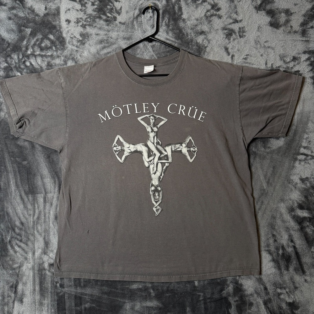 Vintage Y2k Mötley Crüe Lady Cross Short Sleeve Gray Band Tour Tee Size 2XL